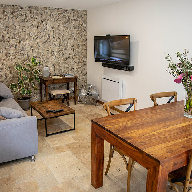 Réalisations Immo Renov 73 - Aménagement Cuisine et Salon