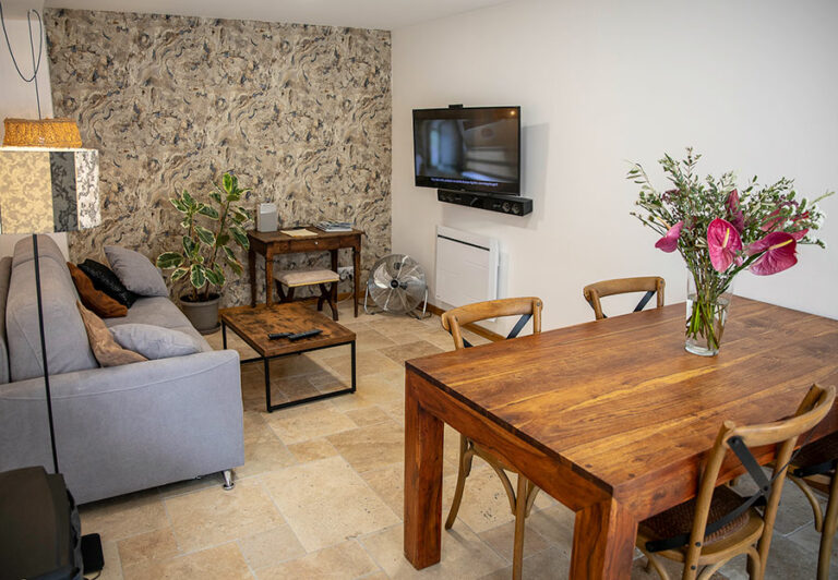 Réalisations Immo Renov 73 - Aménagement Cuisine et Salon